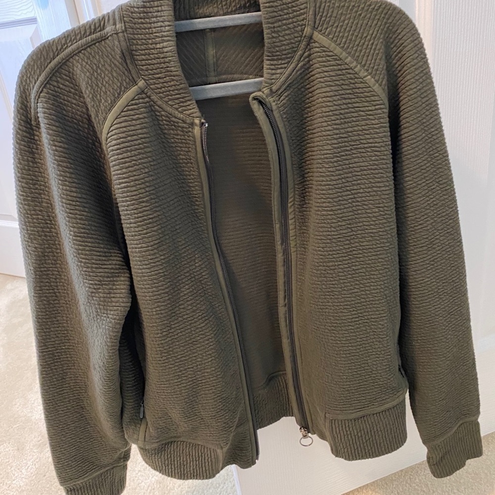Lululemon on repeat Bomber Jacket